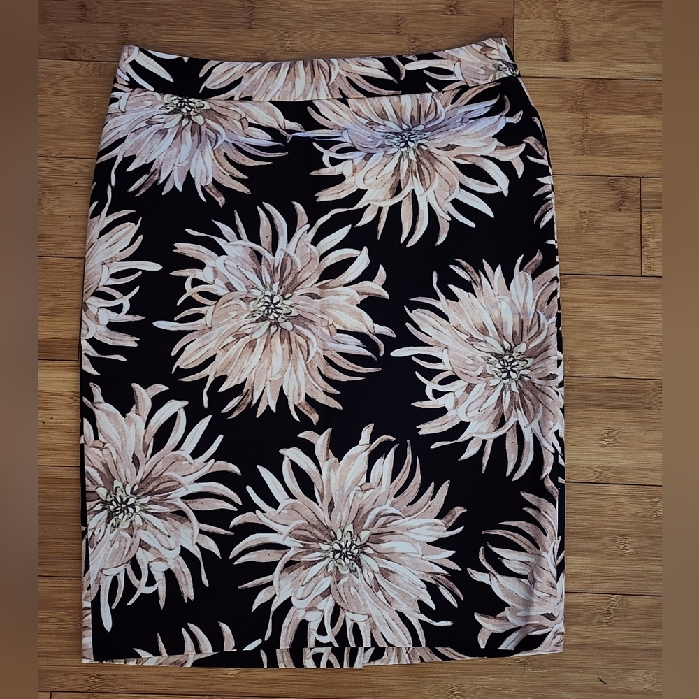 Ann Taylor Black and Pink Floral Pencil Skirt